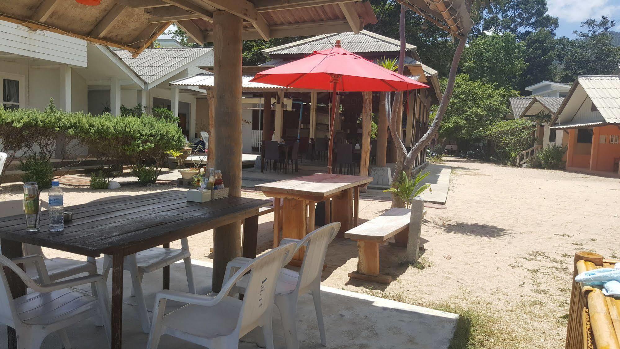 Amity Beach Resort Maret 외부 사진