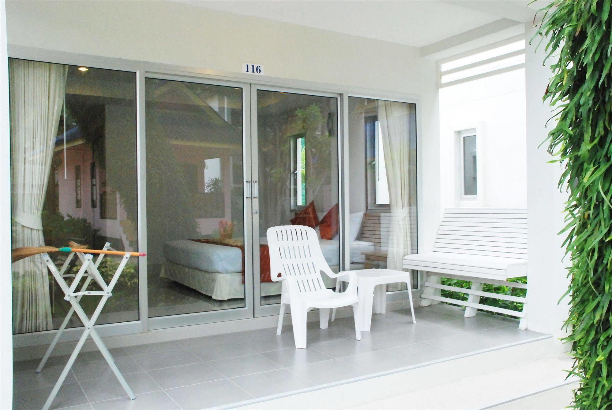 Amity Beach Resort Maret 외부 사진