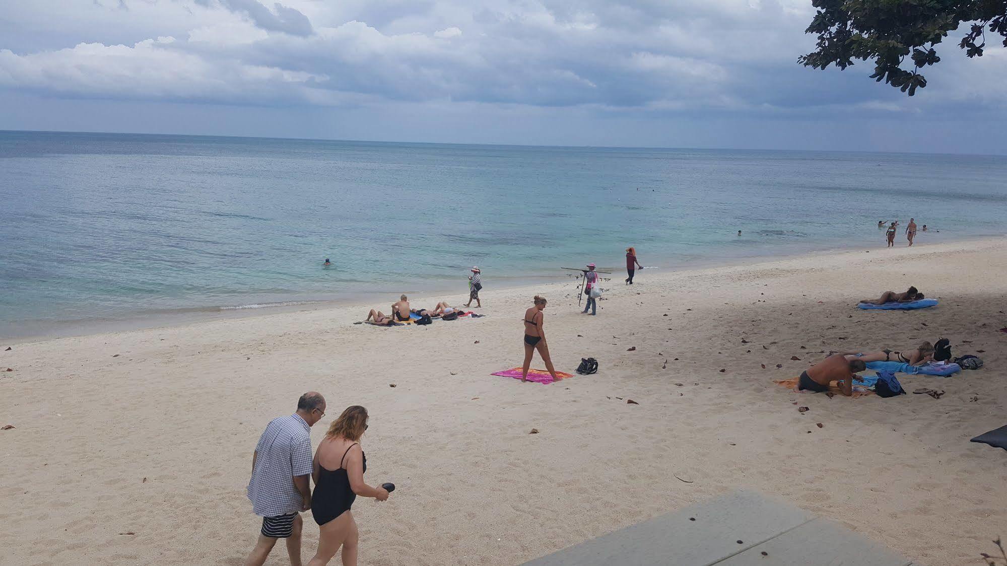 Amity Beach Resort Maret 외부 사진