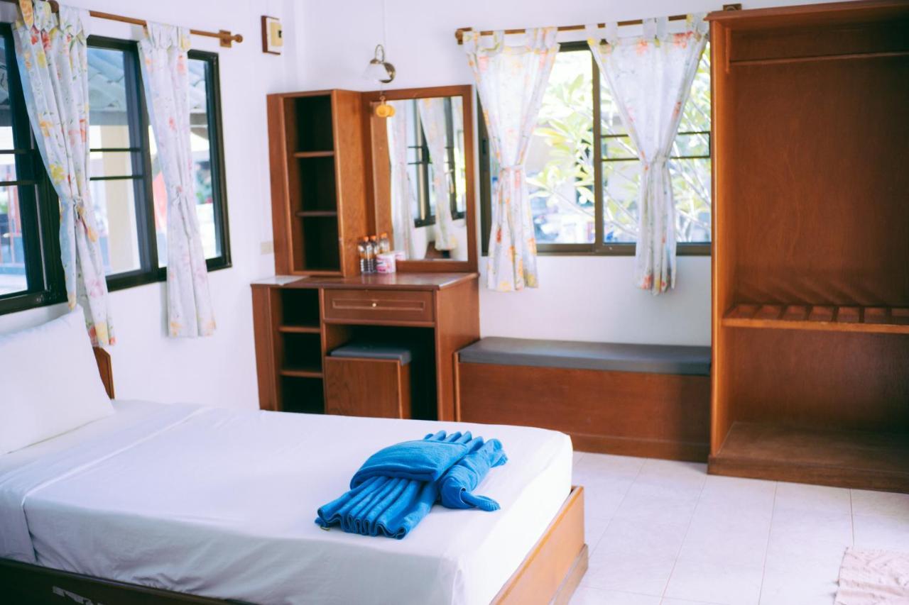Amity Beach Resort Maret 외부 사진