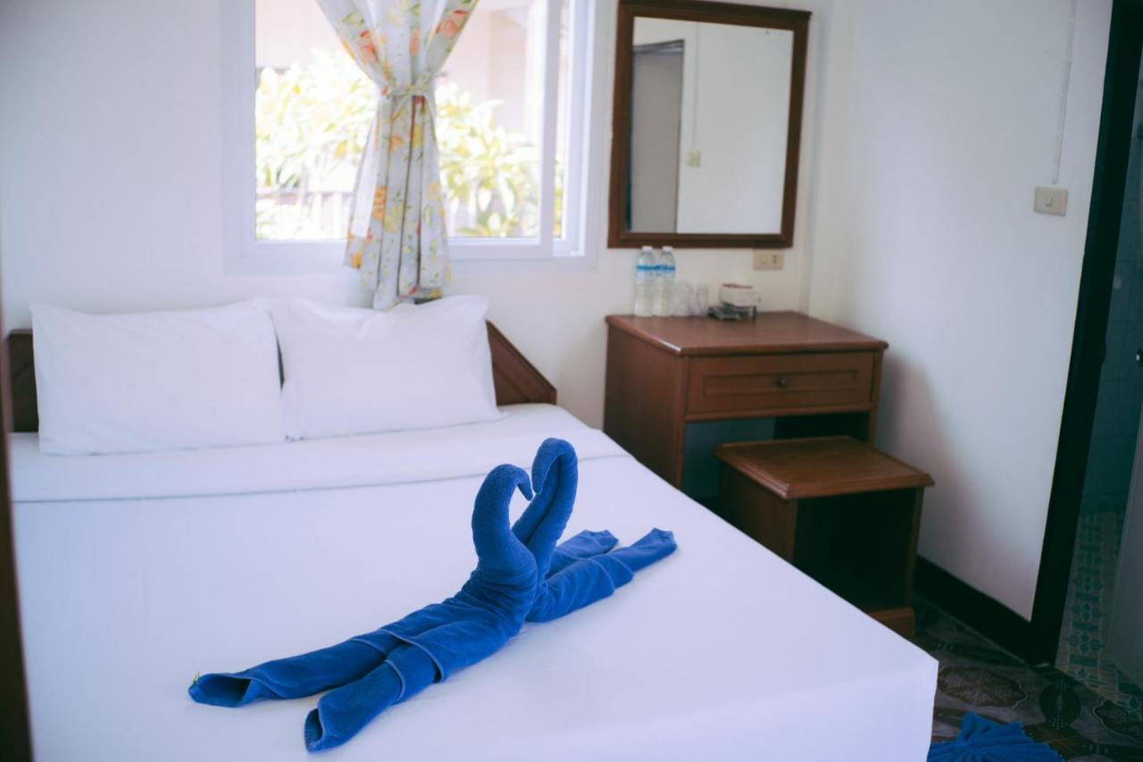 Amity Beach Resort Maret 외부 사진