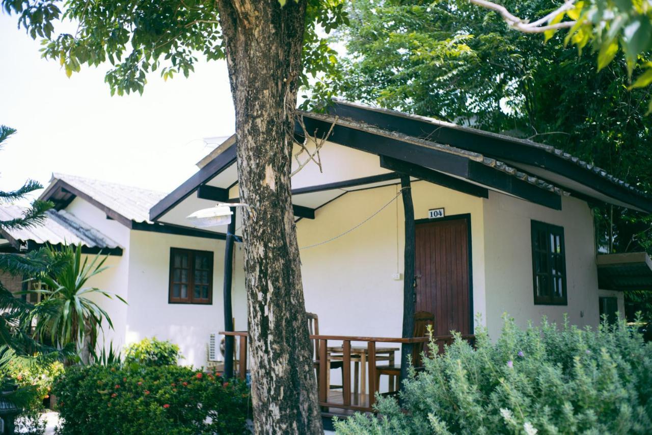 Amity Beach Resort Maret 외부 사진